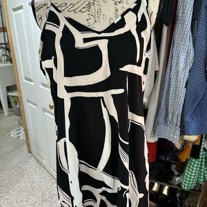 SHEIN Monochrome Patterned Dress